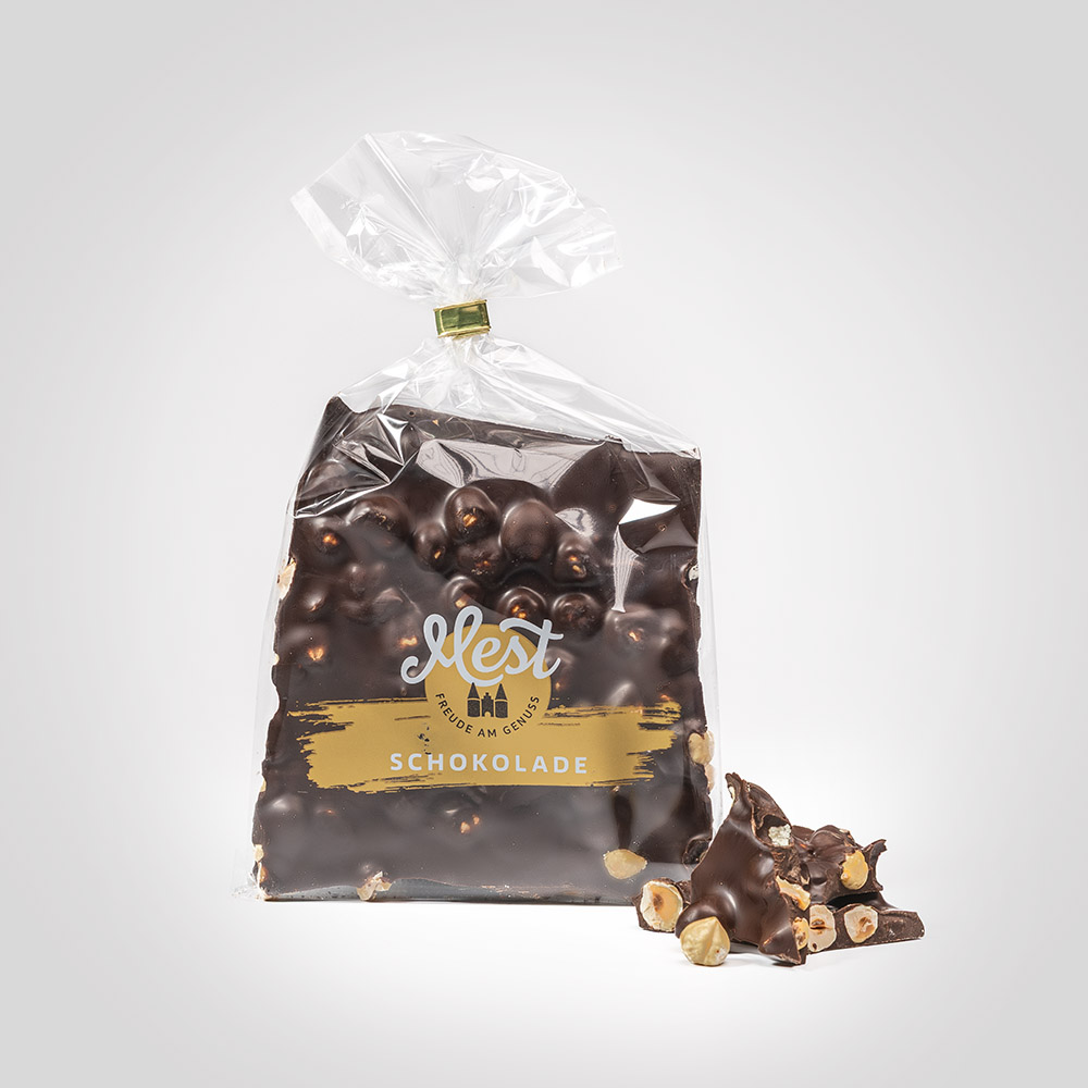 Bruchschokolade Zartbitter mit ganzen, gerösteten Haselnüssen