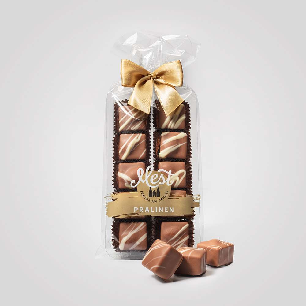 Sahnenougat-Pralinen in Vollmilchschokolade